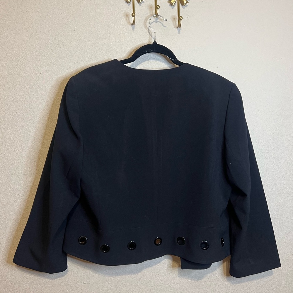 Nine West Black Open Front Women's Blazer with metal detailing. Size 14 - Picture 5 of 5